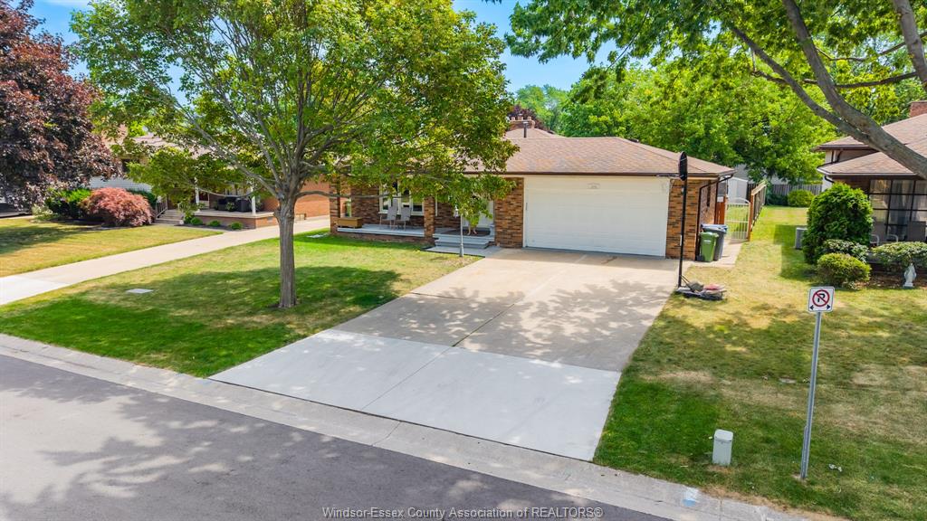 386-woodridge-tecumseh-ontario-26018898