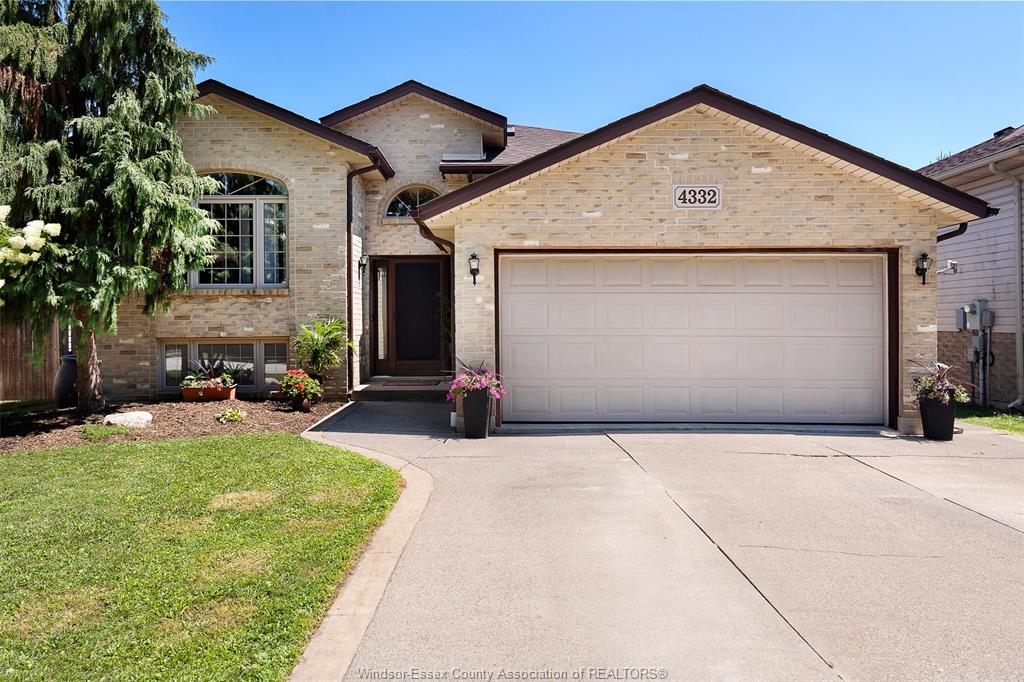 4332-monterey-court-windsor-ontario-26018901