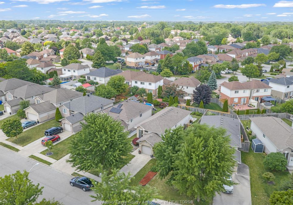 1039-silverdale-windsor-ontario-26018905
