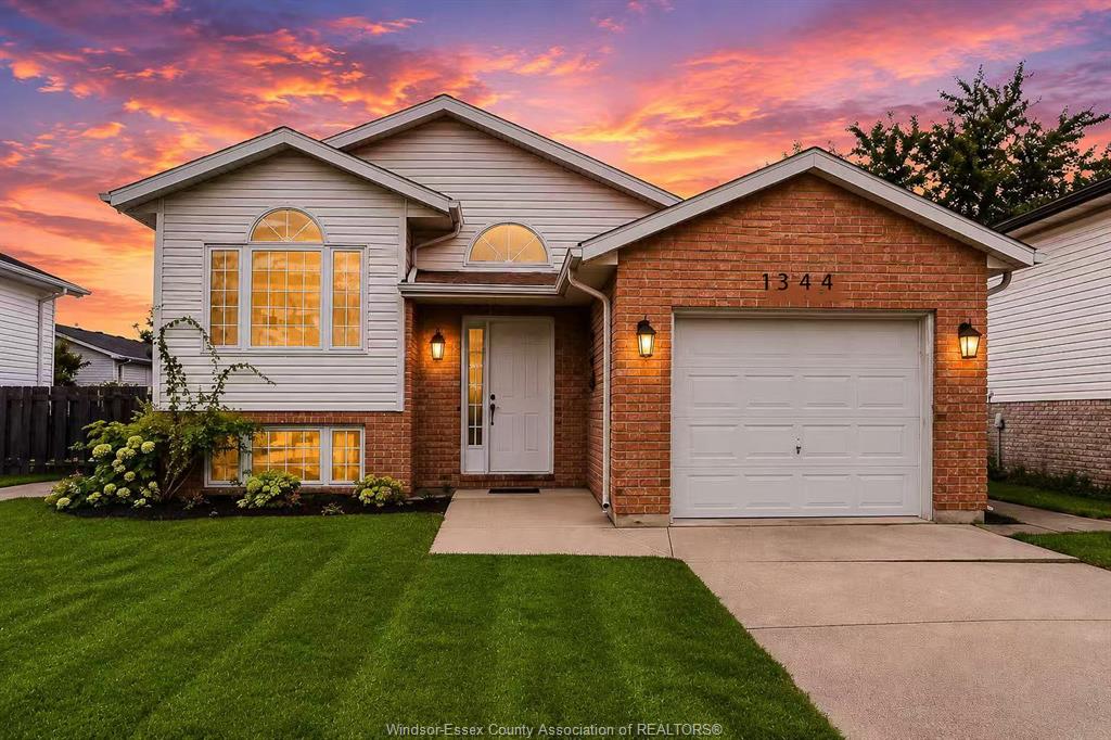 1344-giselle-windsor-ontario-26018911