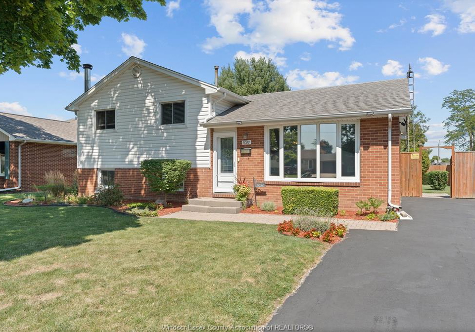 5086-colbourne-drive-windsor-ontario-26018913