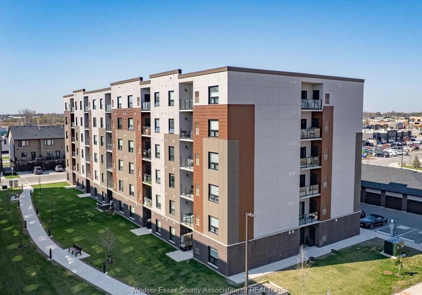 800-beachside-drive-lakeshore-ontario-26018918