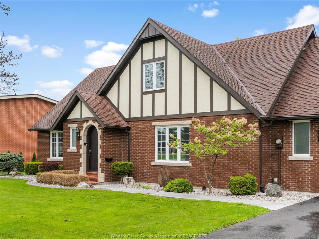 106-kael-crescent-harrow-ontario-26018931