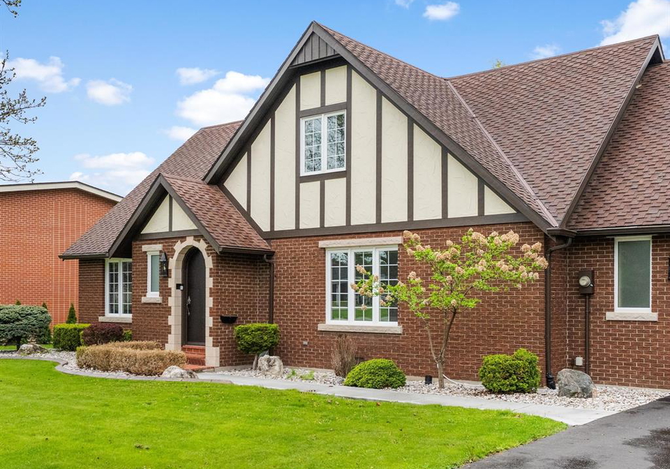 106-kael-crescent-harrow-ontario-26018931