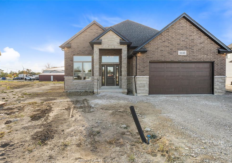 116-bloomington-way-chatham-ontario-26018945