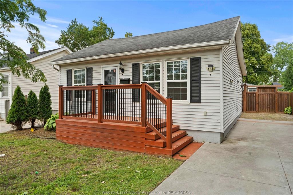 1330-central-avenue-windsor-ontario-26018955