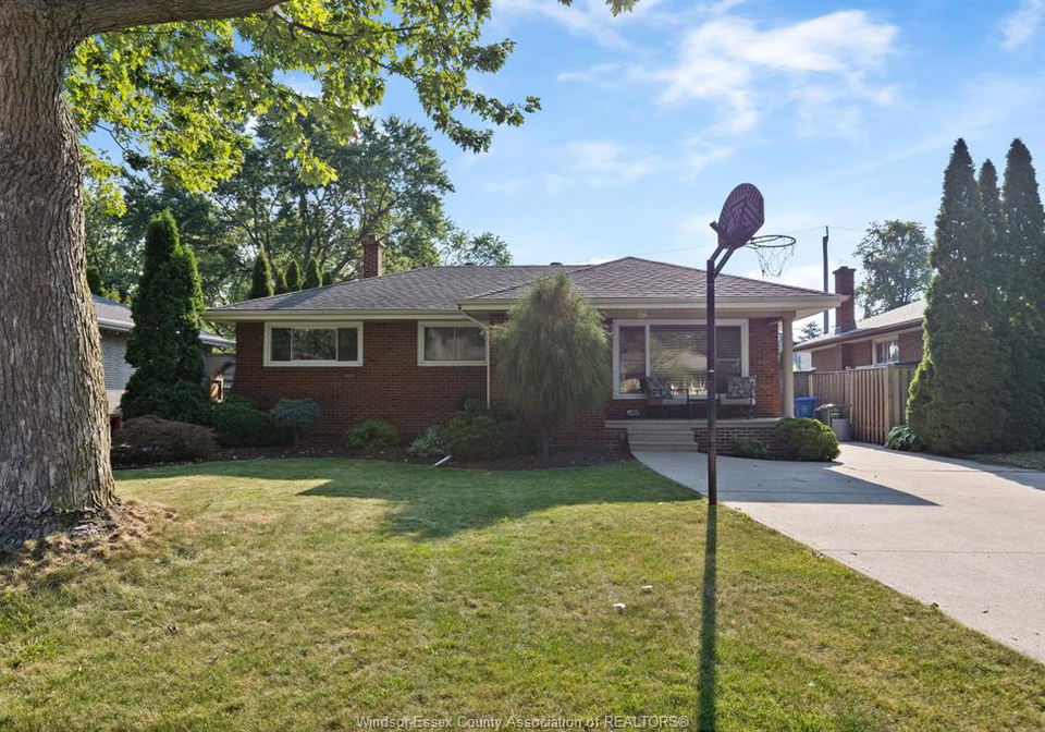 462-dormar-drive-windsor-ontario-26018957