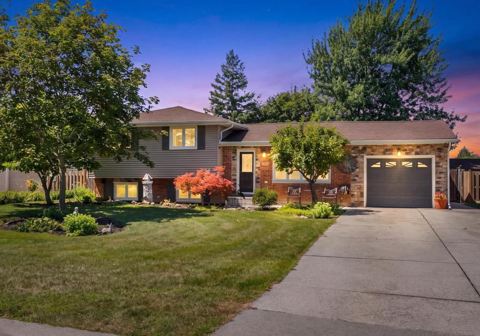 119-hill-street-cottam-ontario-26018958