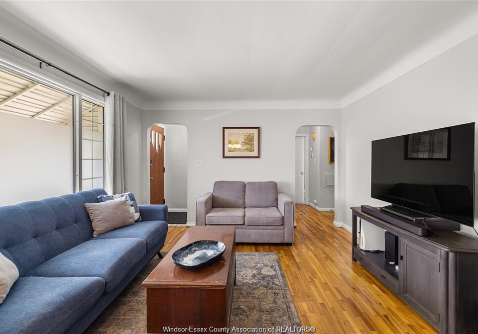 2780-dominion-boulevard-windsor-ontario-26018968