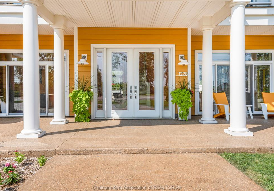 1228-mariners-road-erieau-ontario-26018970