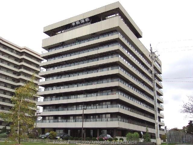 5125-riverside-drive-east-windsor-ontario-26018988