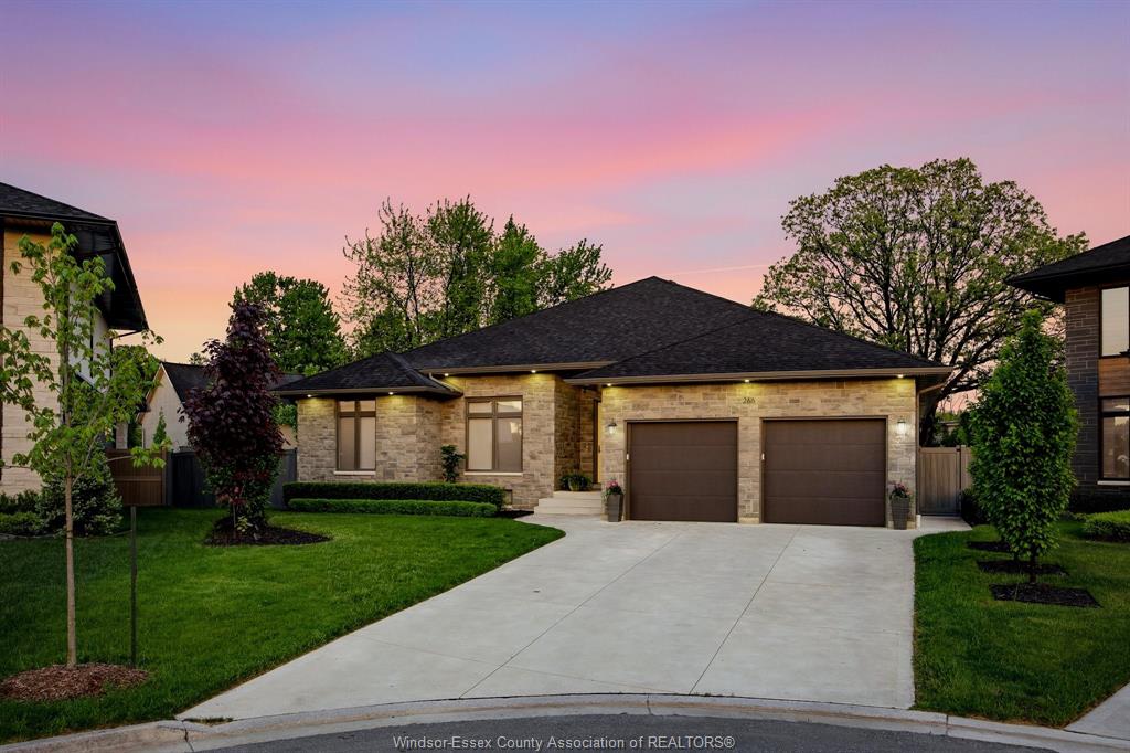 266-xavier-circle-lakeshore-ontario-26018995