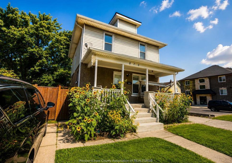 870-shepherd-street-east-windsor-ontario-26018998
