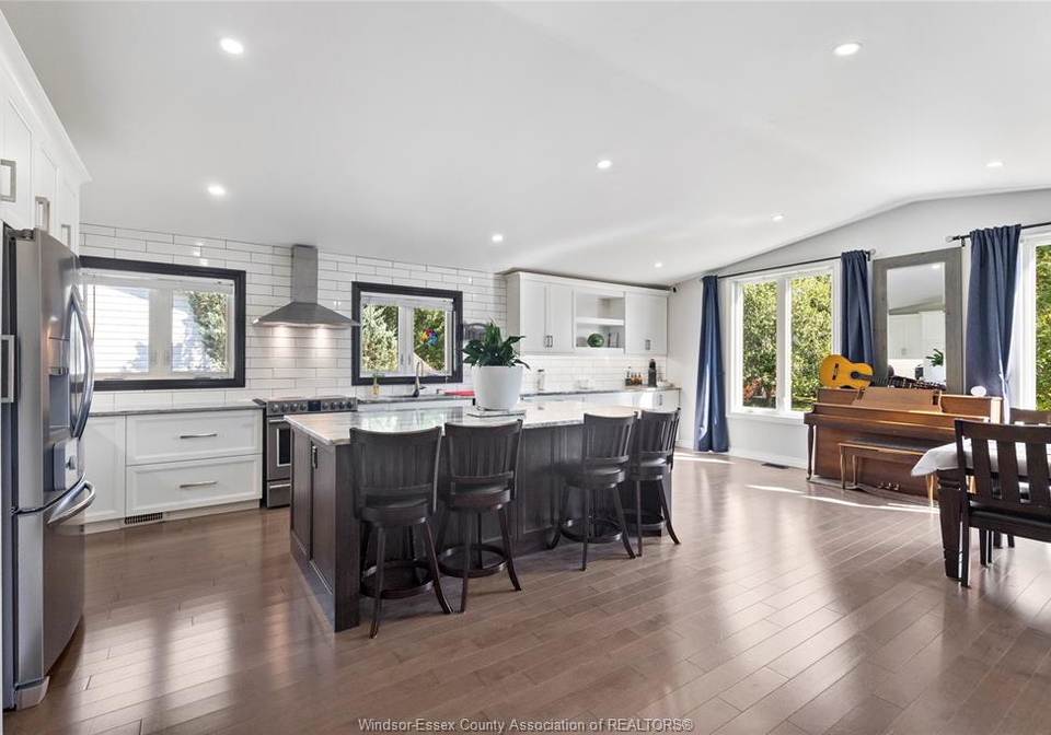 288-ramblewood-drive-lasalle-ontario-26019021
