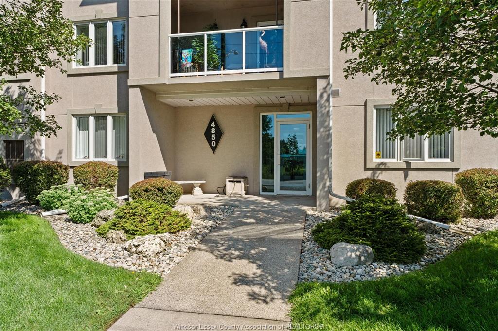 4850-grand-boulevard-windsor-ontario-26019023