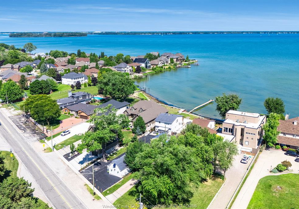 12086-riverside-drive-east-tecumseh-ontario-26019024