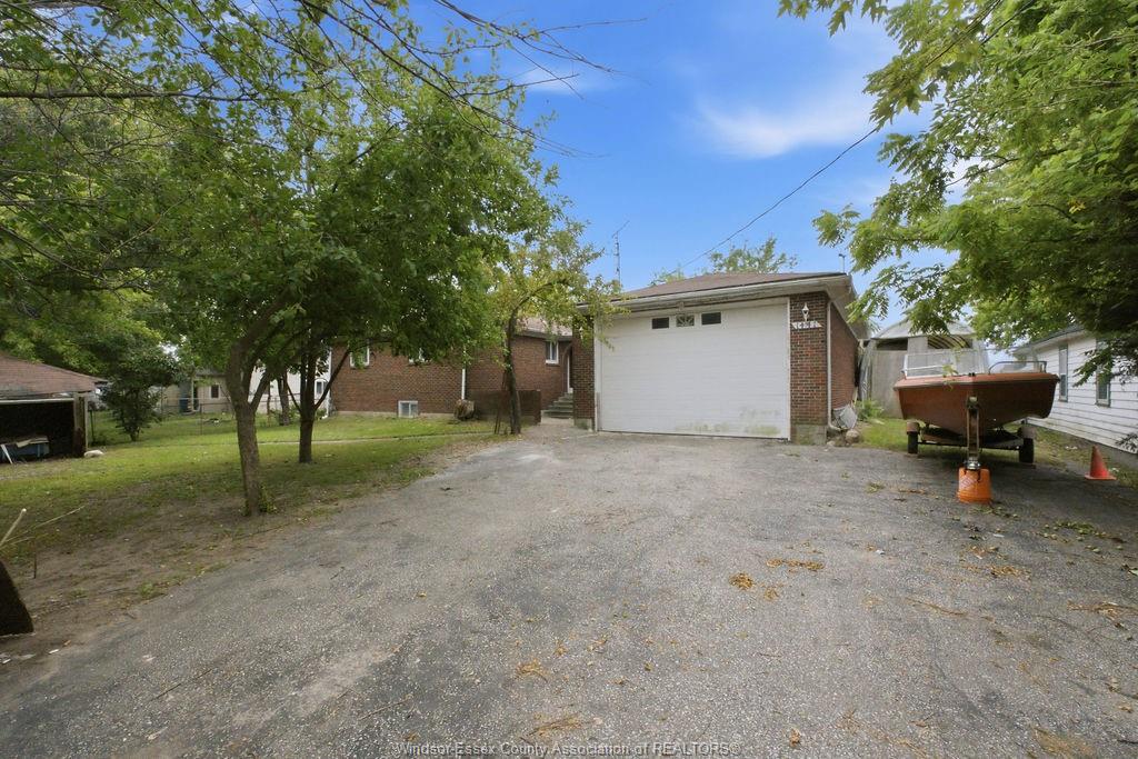 1441-heritage-road-kingsville-ontario-26019035