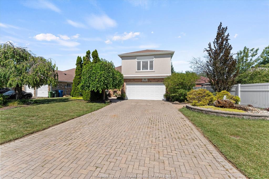 4960-southwood-lakes-windsor-ontario-26019043