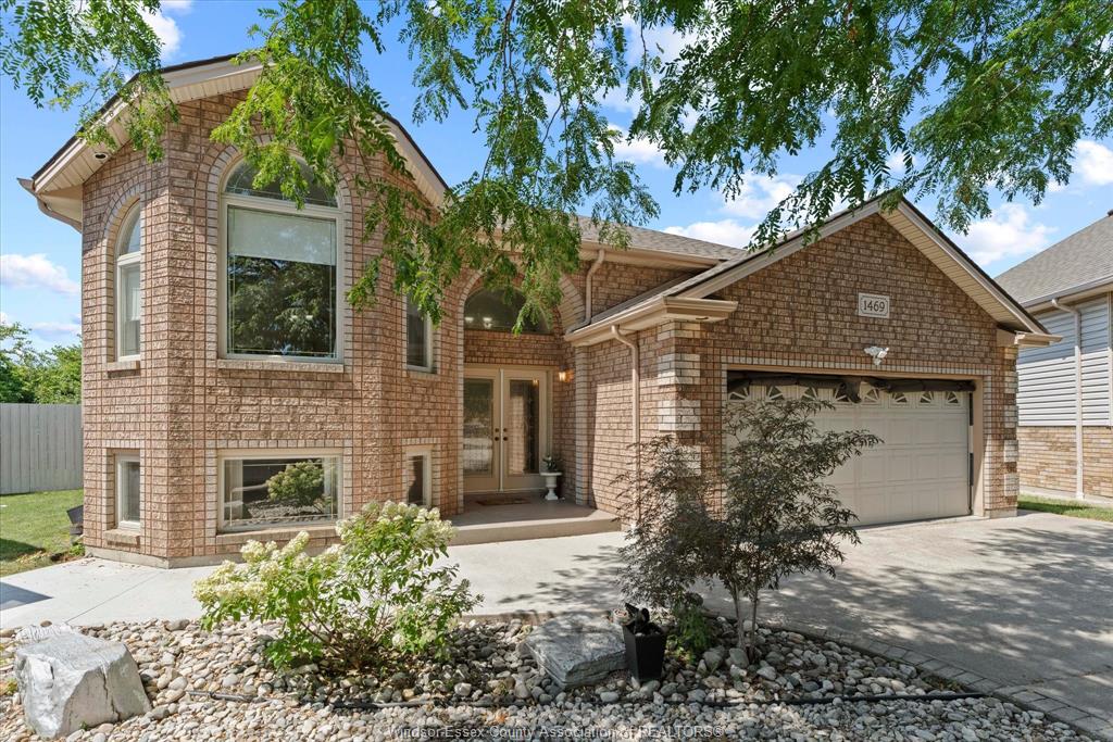 1469-meridian-street-windsor-ontario-26019049