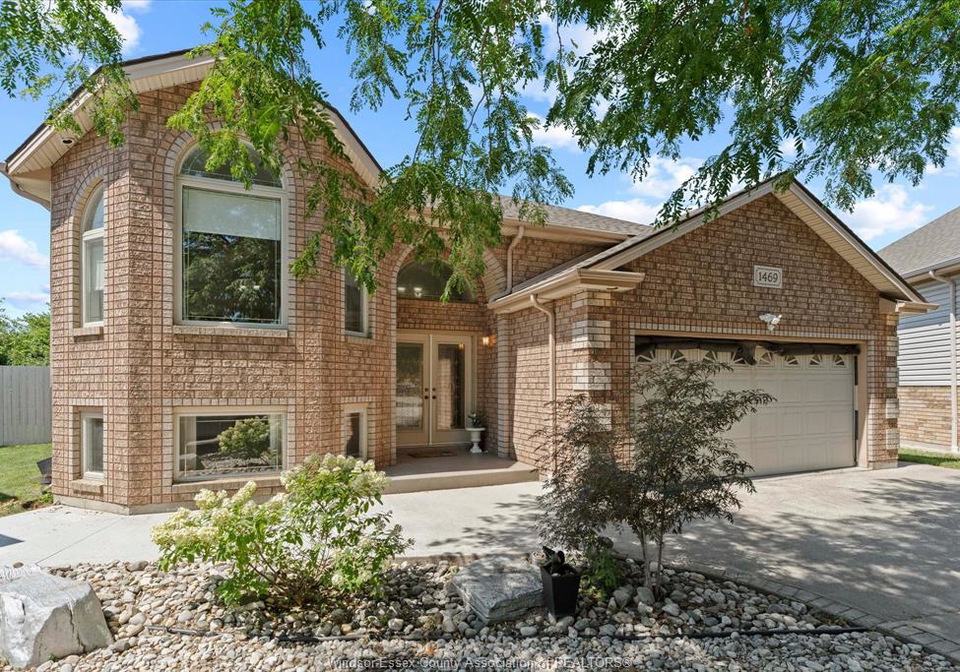 1469-meridian-street-windsor-ontario-26019049