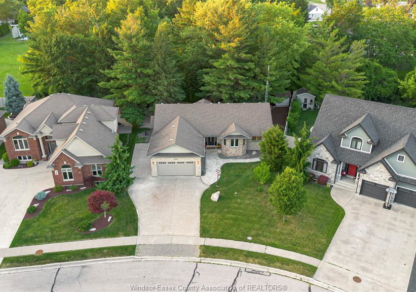 1160-jillian-lakeshore-ontario-26019057