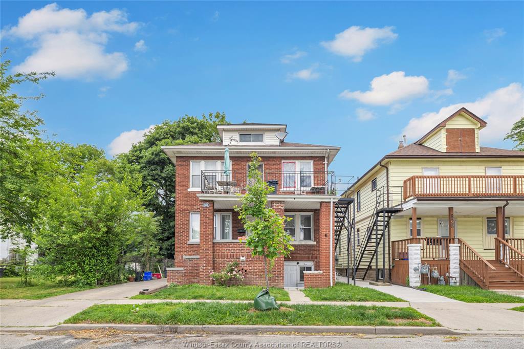 826-jos-janisse-avenue-windsor-ontario-26019063