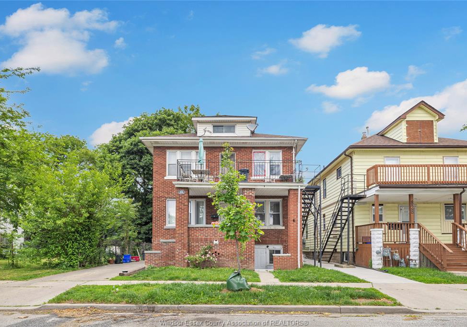 826-jos-janisse-avenue-windsor-ontario-26019063