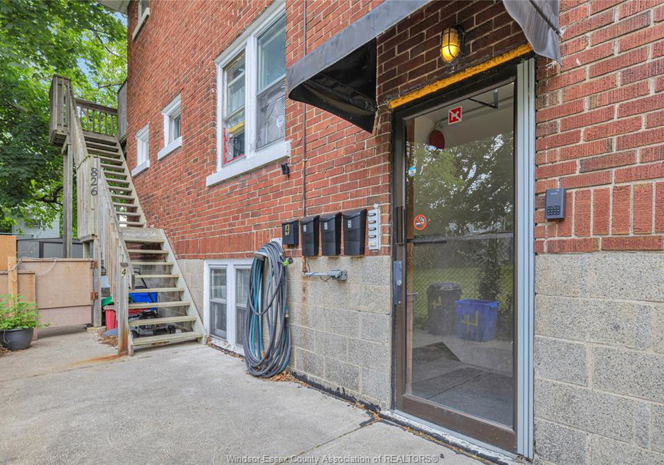826-jos-janisse-avenue-windsor-ontario-26019063