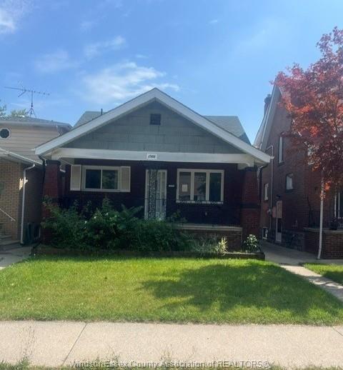1366-moy-windsor-ontario-26019067