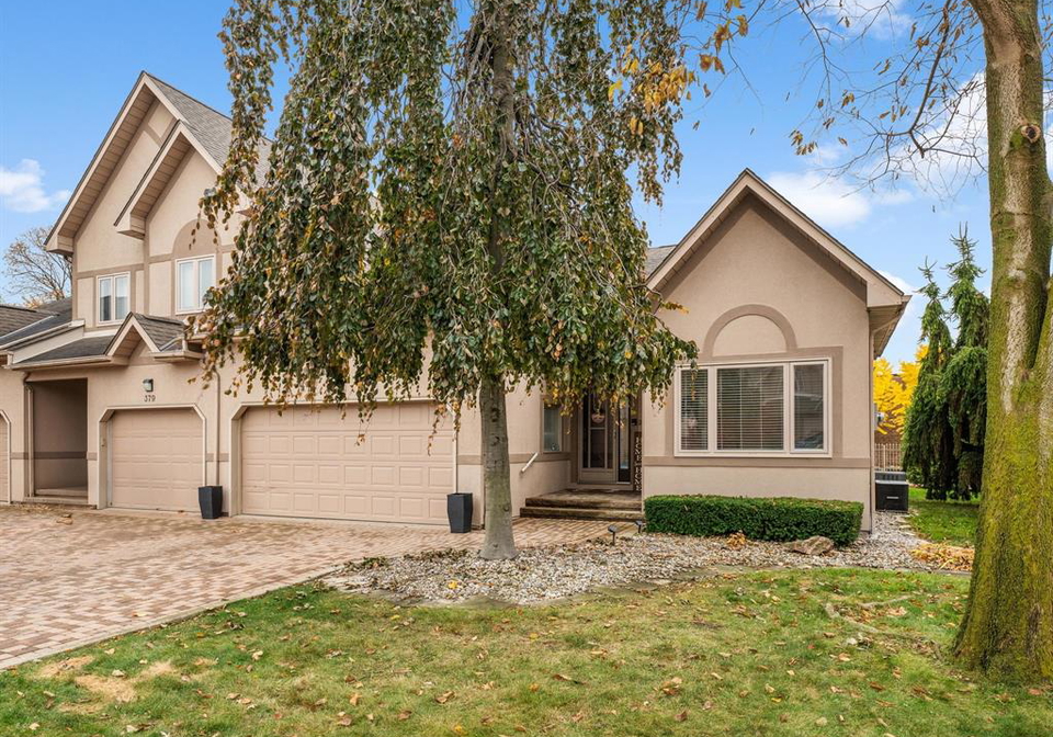 381-tuscany-tecumseh-ontario-26019084