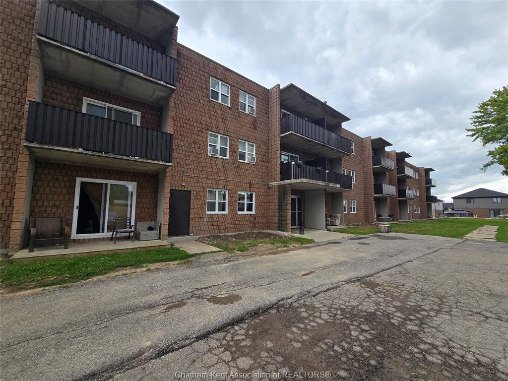 276-merritt-avenue-chatham-ontario-26019085