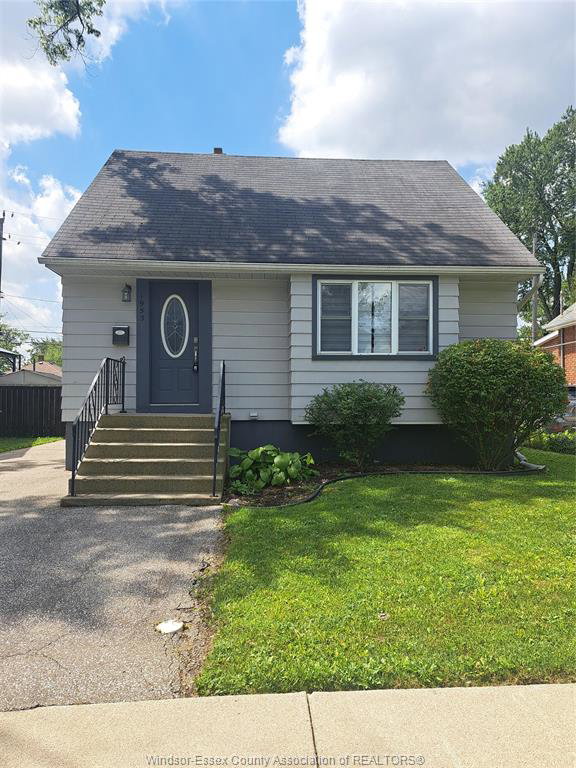 1953-francois-road-windsor-ontario-26019097