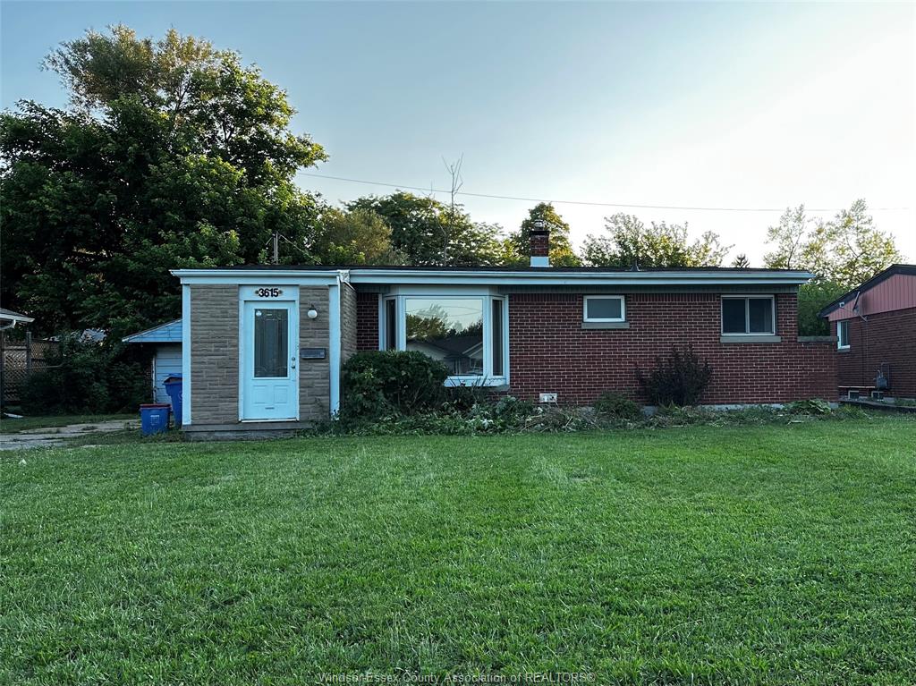 3615-longfellow-windsor-ontario-26019127