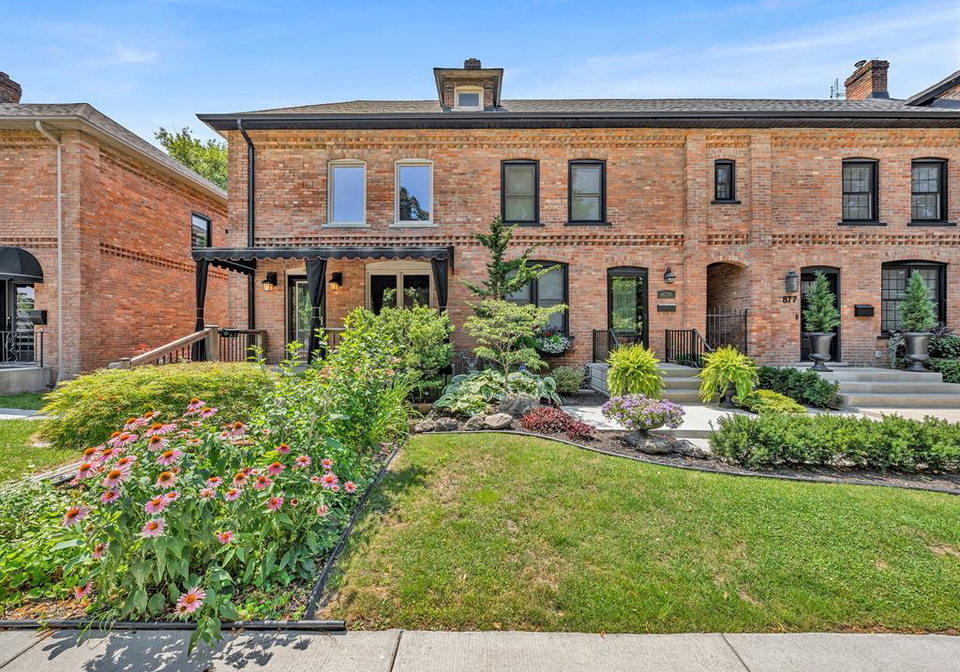 883-monmouth-road-windsor-ontario-26019130