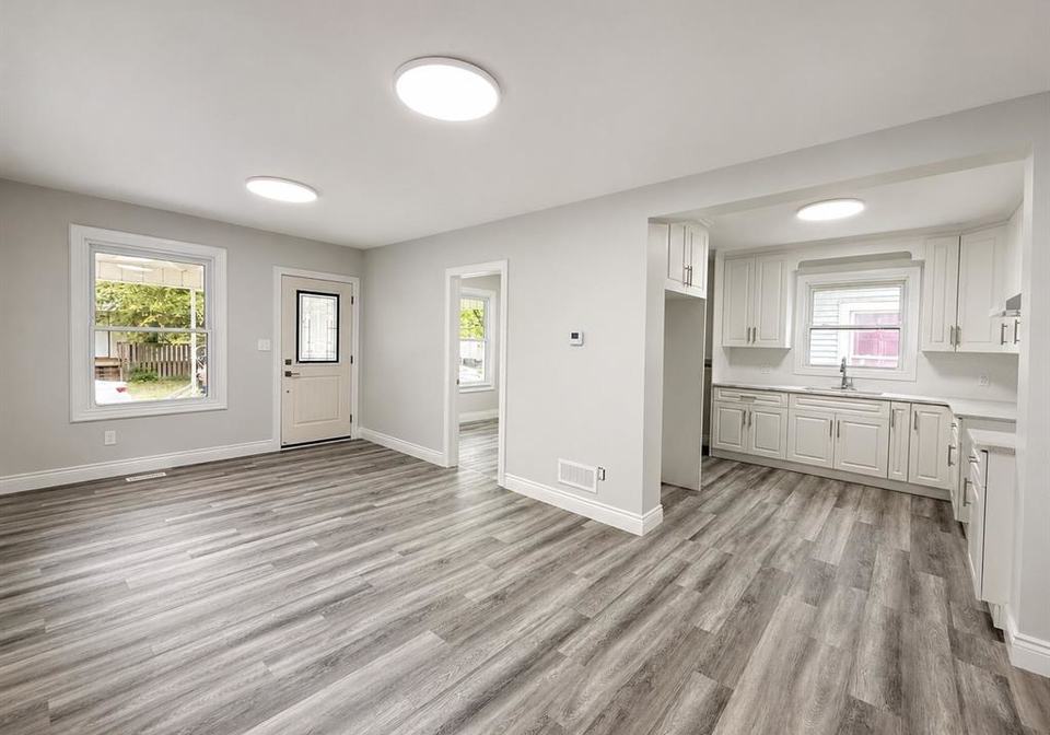 248-josephine-windsor-ontario-26019132
