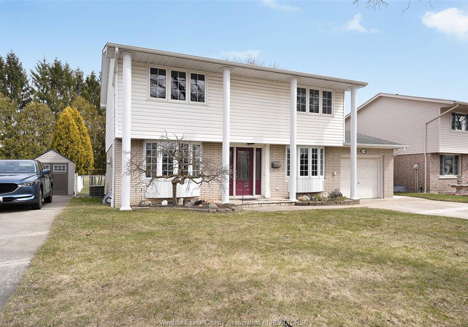 264-baldoon-chatham-ontario-26019135