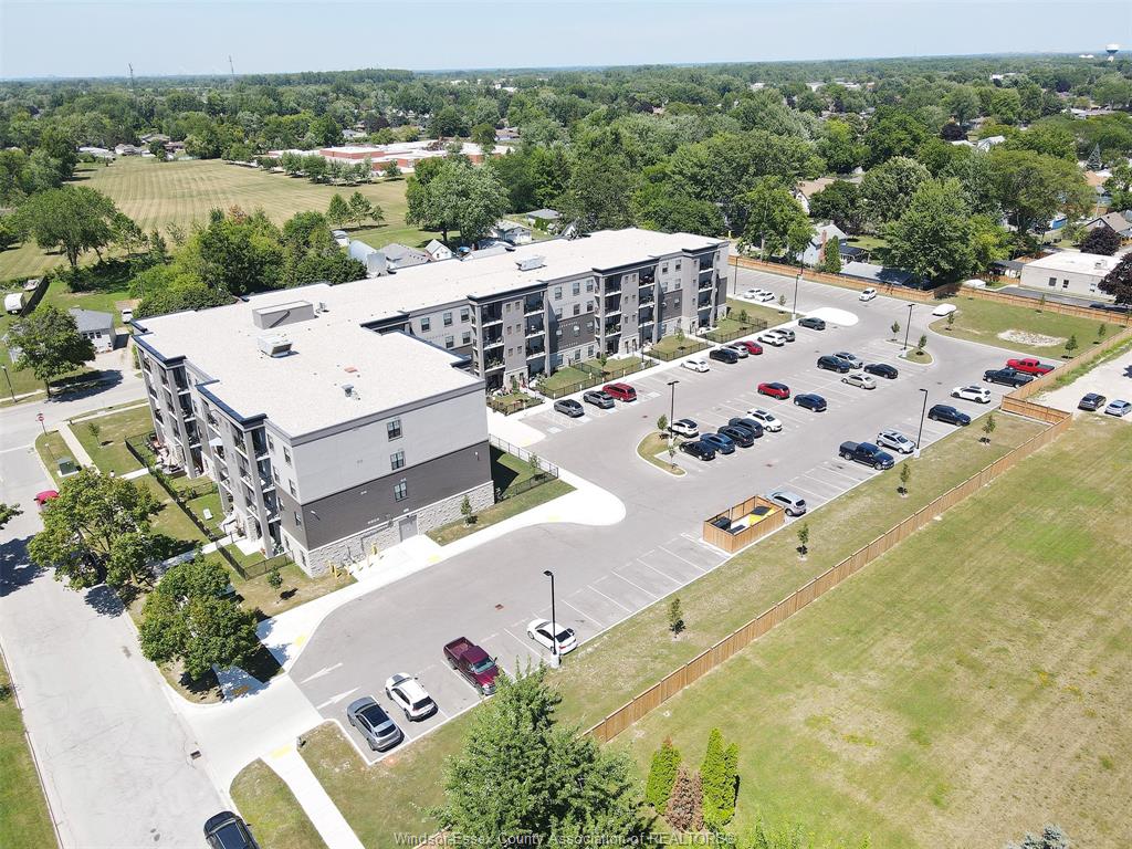 207-brock-amherstburg-ontario-26019155