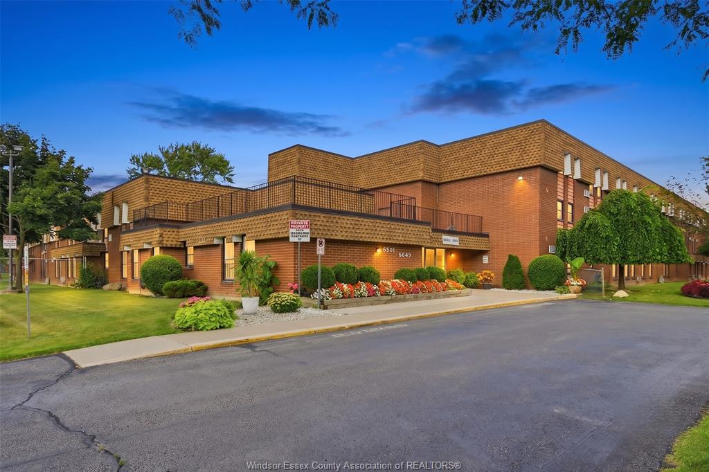 6635-thornberry-crescent-windsor-ontario-26019156