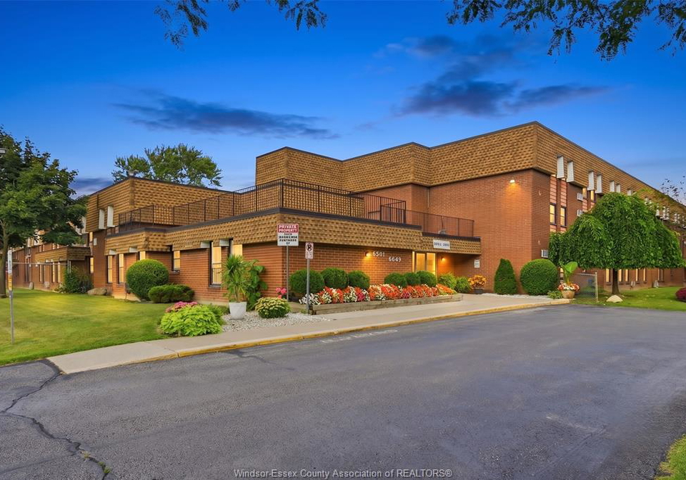 6635-thornberry-crescent-windsor-ontario-26019156