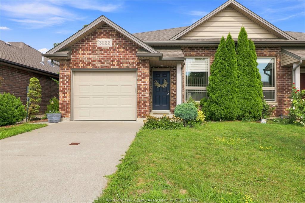 3222-seville-avenue-windsor-ontario-26019164