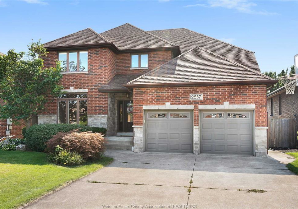 2257-askin-windsor-ontario-26019166