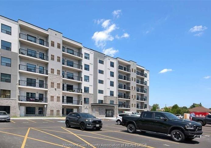 3340-stella-crescent-windsor-ontario-26019169
