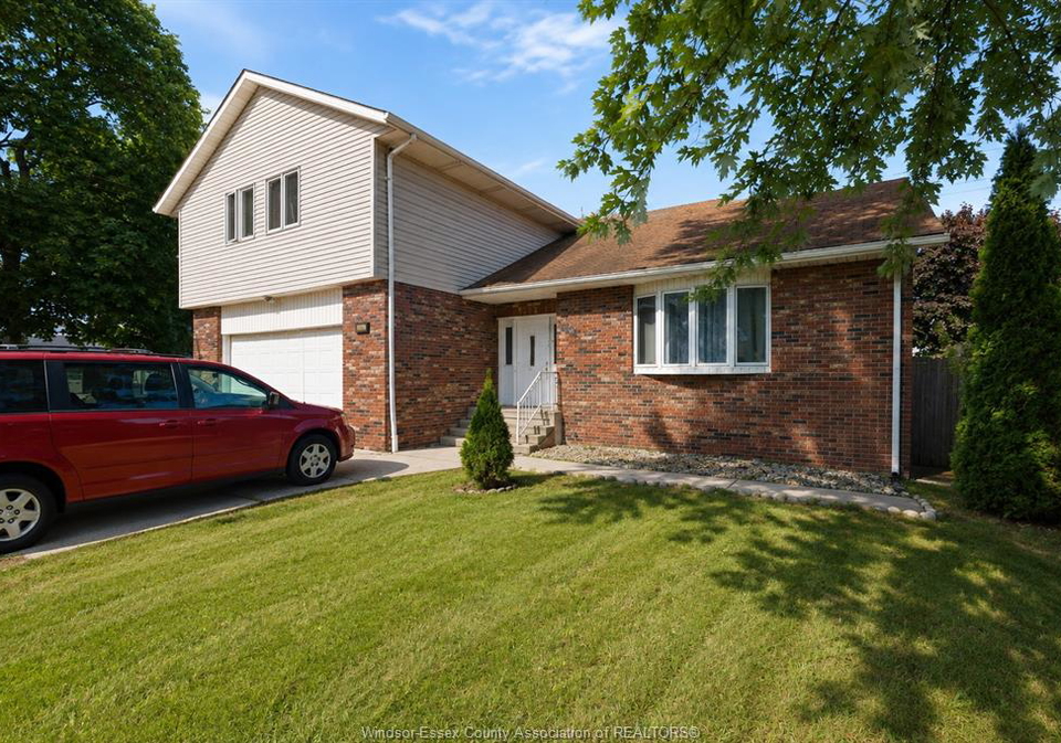 2600-meldrum-windsor-ontario-26019172