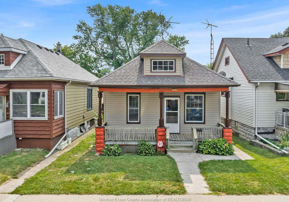 489-mckay-windsor-ontario-26019173