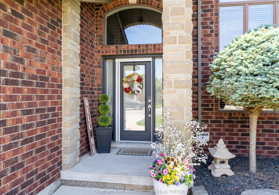40-enclave-place-chatham-ontario-26019178