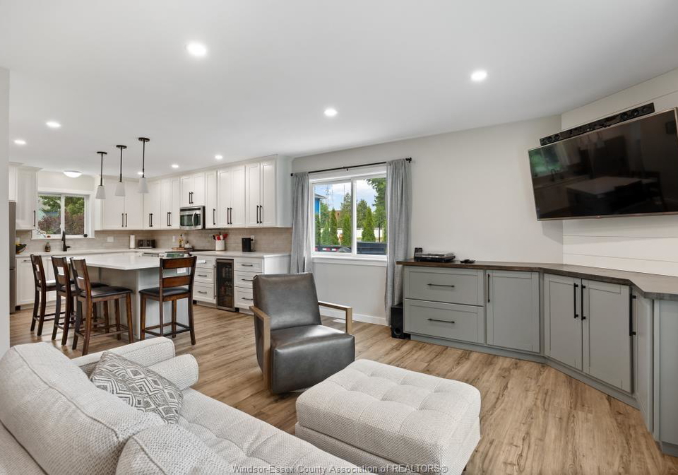 46-county-road-50-west-colchester-ontario-26019181