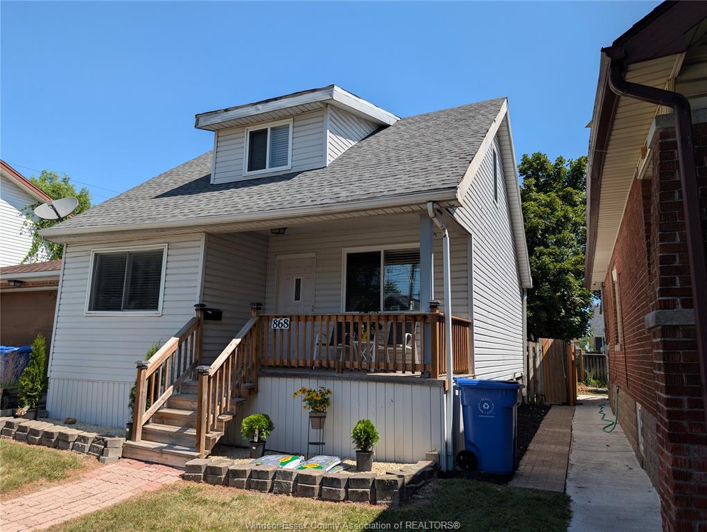 868-elm-windsor-ontario-26019182