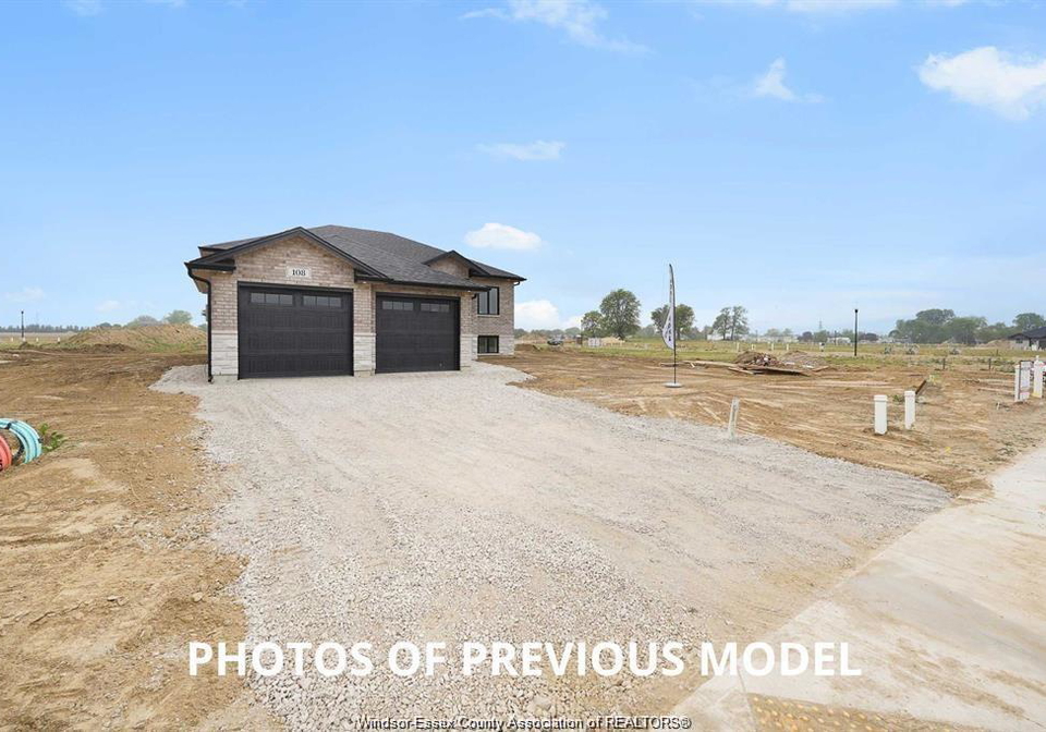 20-fenceline-drive-chatham-ontario-26019188