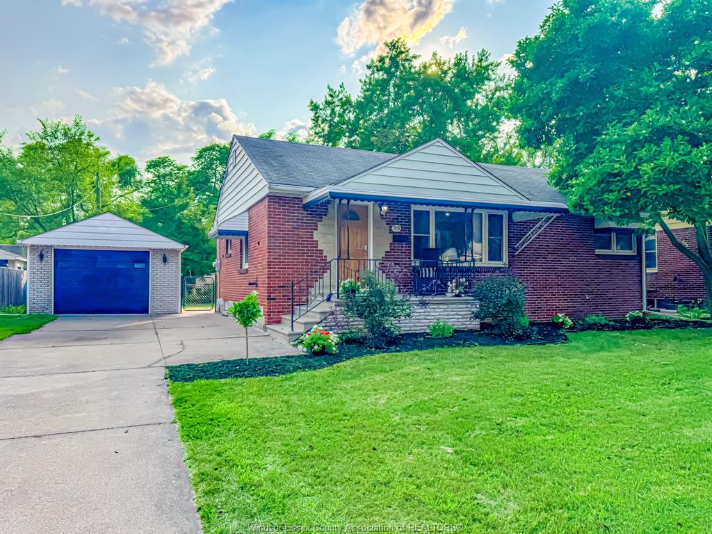 979-belleperche-place-windsor-ontario-26019199