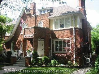 1389-victoria-windsor-ontario-26019200